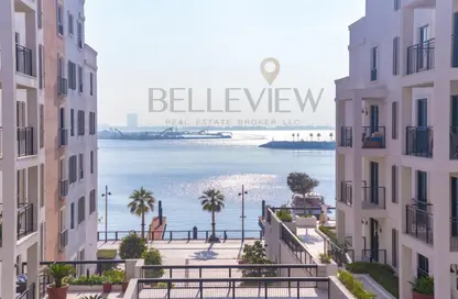 Apartment - 2 Bedrooms - 3 Bathrooms for sale in La Rive Building 3 - La Rive - Port de La Mer - La Mer - Jumeirah - Dubai