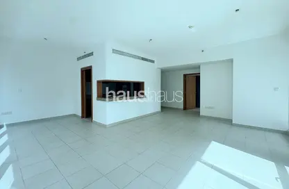 Apartment - 1 Bedroom - 2 Bathrooms for rent in Shemara Tower - Marina Promenade - Dubai Marina - Dubai