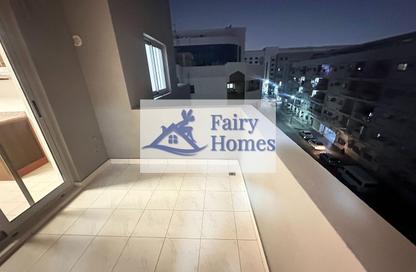 Apartment - 3 Bedrooms - 3 Bathrooms for rent in Dar Al Muraqqabat - Al Muraqqabat - Deira - Dubai