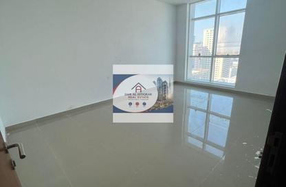 Apartment - 2 Bedrooms - 2 Bathrooms for rent in New Al Taawun Road - Al Taawun - Sharjah