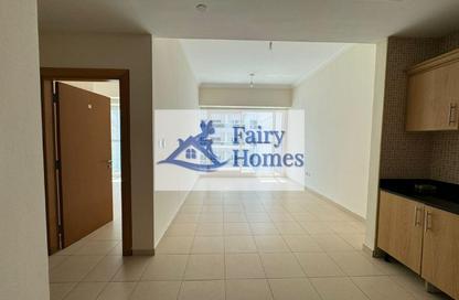 Apartment - 1 Bedroom - 1 Bathroom for sale in Mayfair Tower - Business Bay - Dubai
