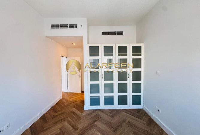 56948269 - Property Image 2