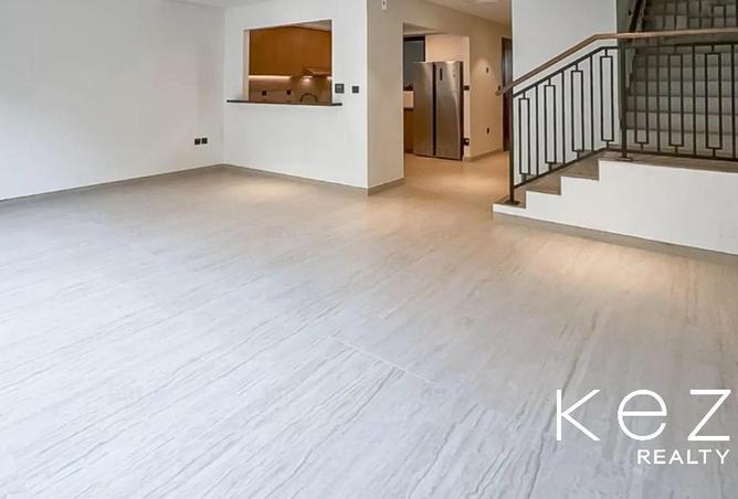 106851282 - Property Image 3
