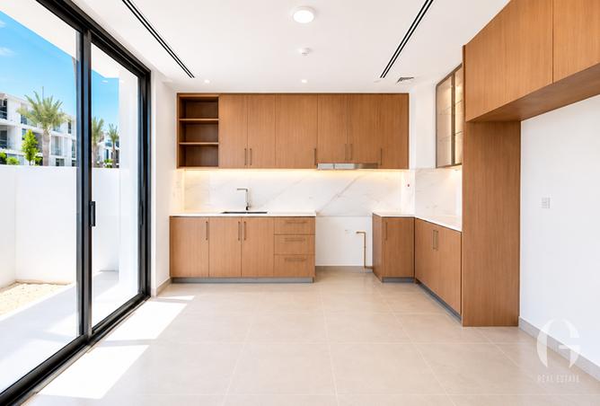 141894595 - Property Image 3