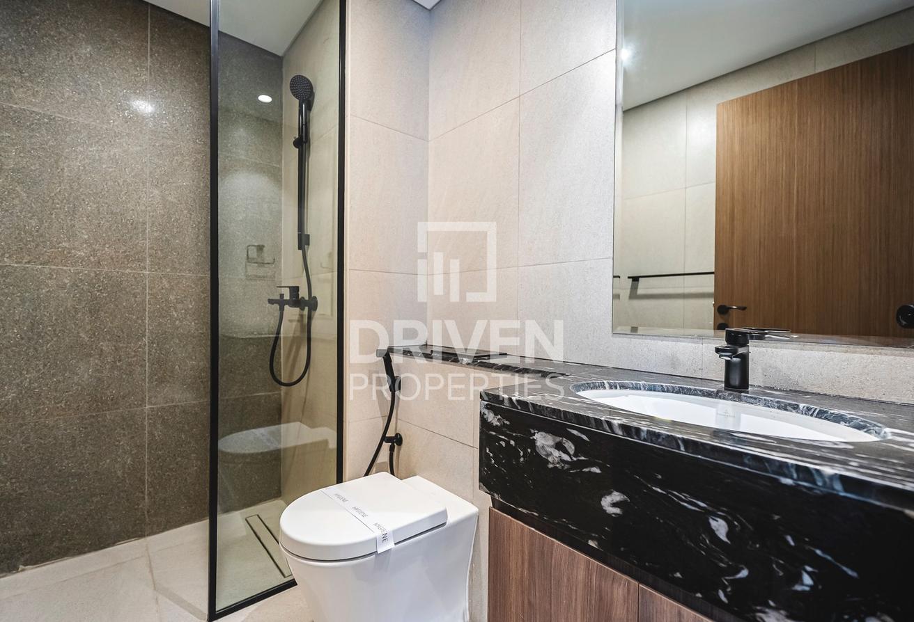 Large Garden | Branded New | Close to Amenities photo 14