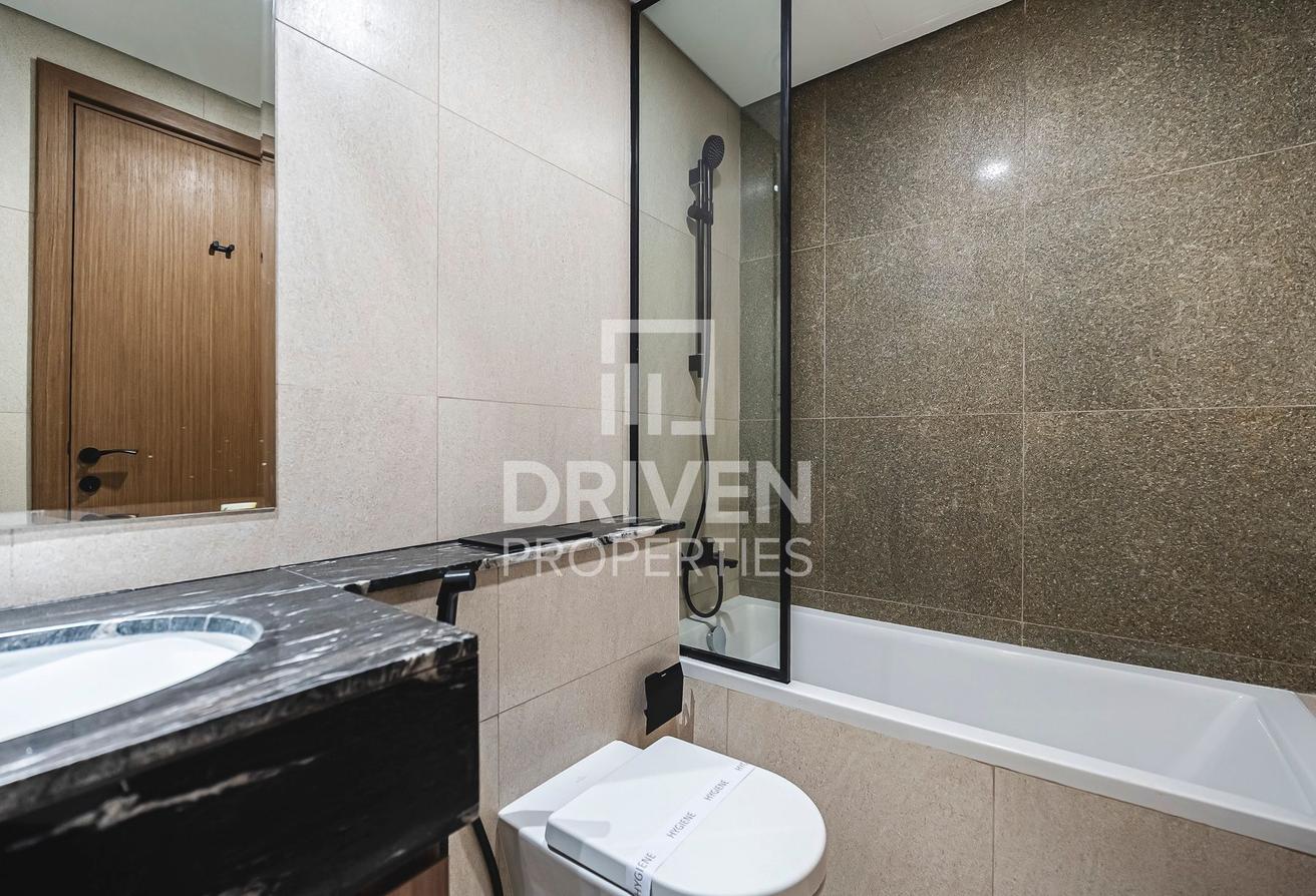 Large Garden | Branded New | Close to Amenities photo 12