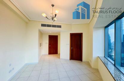 Apartment - 3 Bedrooms - 2 Bathrooms for rent in 21st Century Tower - Sheikh Zayed Road - Dubai