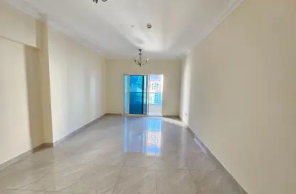 Apartment - 3 Bedrooms - 3 Bathrooms for rent in Ibtikar 2 - Al Majaz 2 - Al Majaz - Sharjah