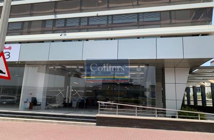 Retail - Studio - 1 for rent in Eiffel I Building - Sheikh Zayed Road - Dubai