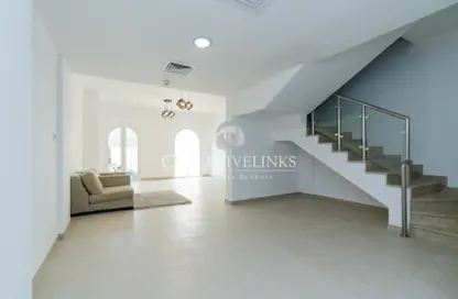 تاون هاوس - 4 غرف نوم - 6 حمامات للبيع في الخريف 2 - شقق الخريف - سيزون كوميونيتي - منطقة 15 - قرية جميرا الدائرية - دبي