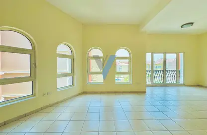 Apartment - 2 Bedrooms - 4 Bathrooms for sale in Building 158 - Contemporary Cluster - Discovery Gardens - Dubai