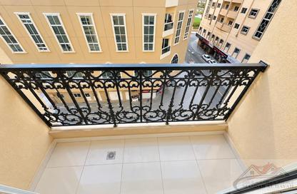 Apartment - 1 - 2 for rent in Muwaileh 29 Building - Muwaileh - Sharjah