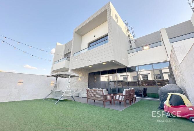 102415040 - Property Main Image