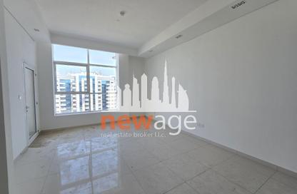 Apartment - 1 - 2 for rent in Topaz Residence 3 - Topaz Residence - Dubai Silicon Oasis - Dubai