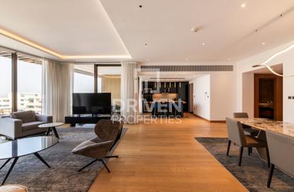 Apartment - 3 Bedrooms - 4 Bathrooms for sale in Bulgari Resort  and  Residences 1 - Bulgari Resort  and  Residences - Jumeirah Bay Island - Jumeirah - Dubai
