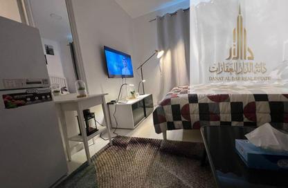 Apartment - Studio - 1 Bathroom for rent in Ajman Corniche Residences - Ajman Corniche Road - Ajman
