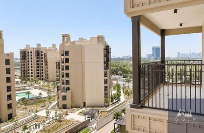 Apartment - 1 Bedroom - 1 Bathroom for rent in Al Jazi 4 - Madinat Jumeirah Living - Umm Suqeim - Dubai