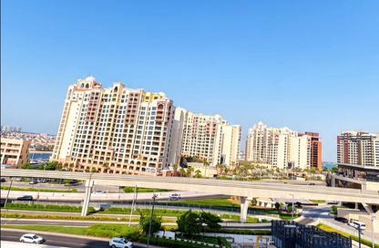 Apartment - 2 - 4 for rent in Marina Residences 3 - Marina Residences - Palm Jumeirah - Dubai