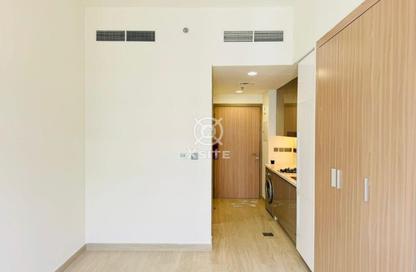 Apartment - Studio - 1 Bathroom for rent in Azizi Riviera 34 - Azizi Riviera - Meydan One - Meydan - Dubai