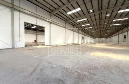 Warehouse - Studio for rent in Al Sajaa - Sharjah