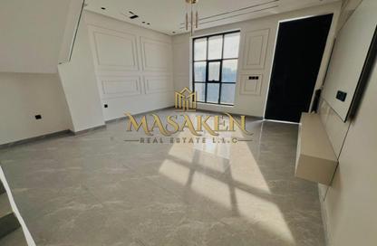 فيلا - 5 - 7 للبيع في الحليو 2 - الحليو - عجمان