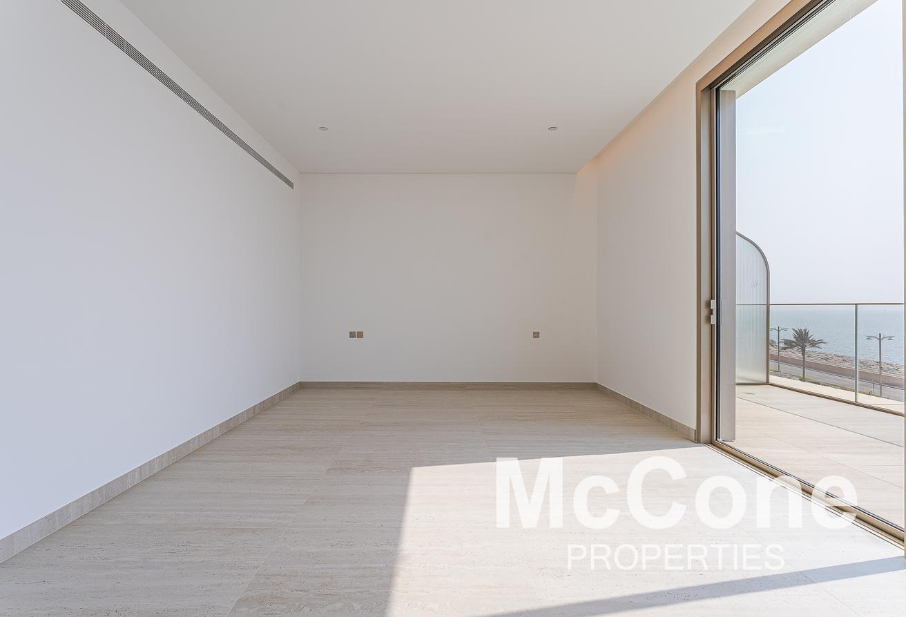 Brand New | Full Sea View | Maid Room photo 13
