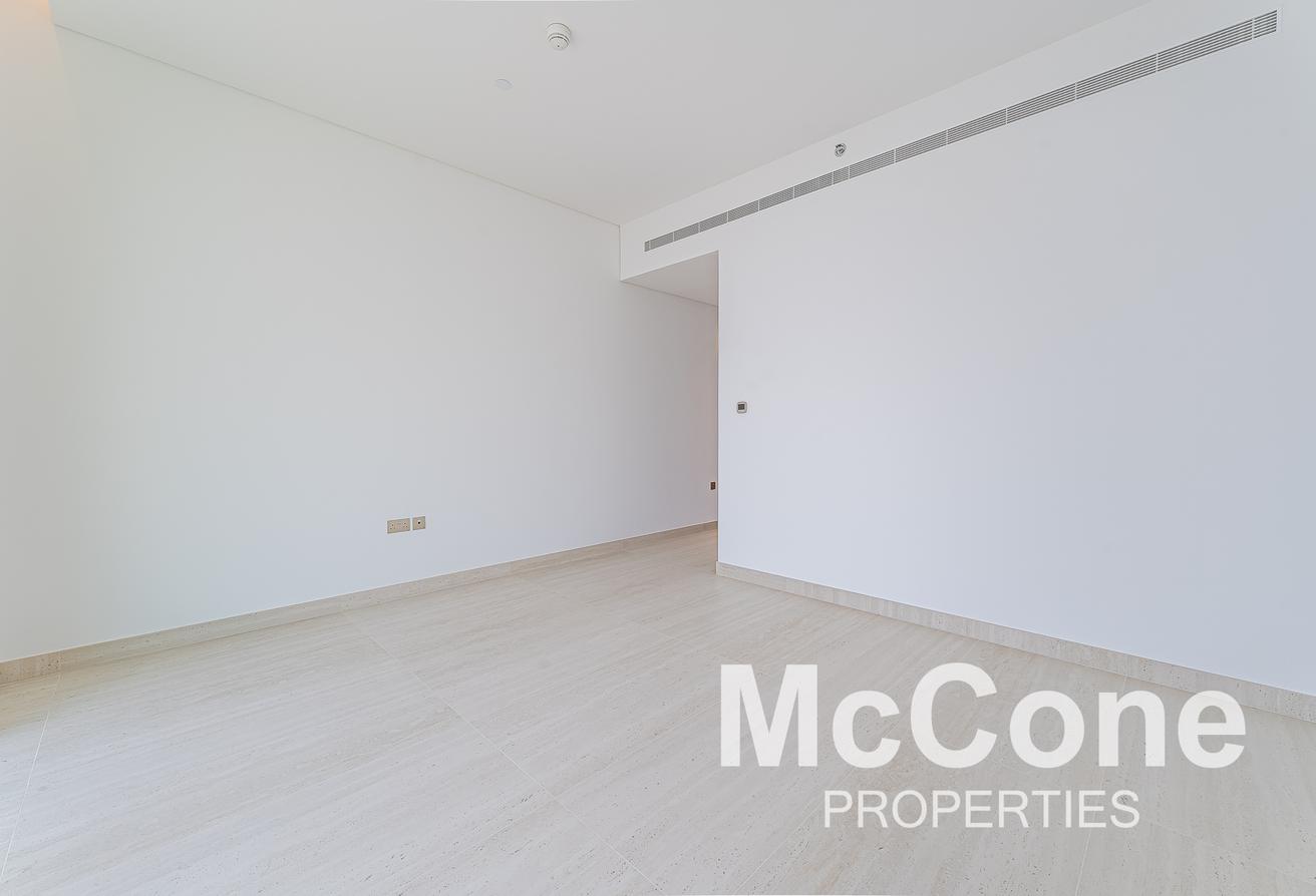 Brand New | Full Sea View | Maid Room photo 11