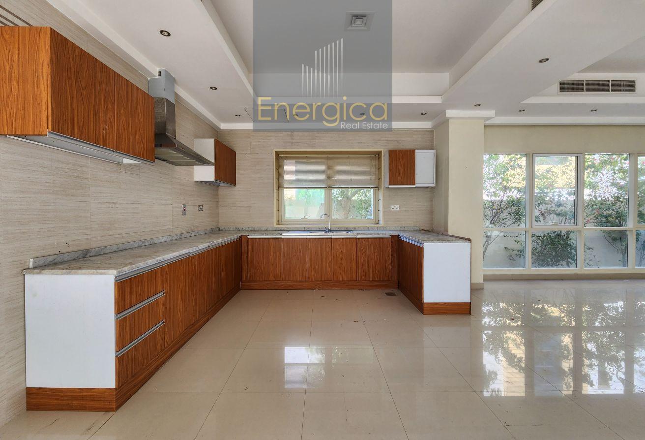 Standalone 5BR Villa| Private Pool |Step To La Mer photo 8