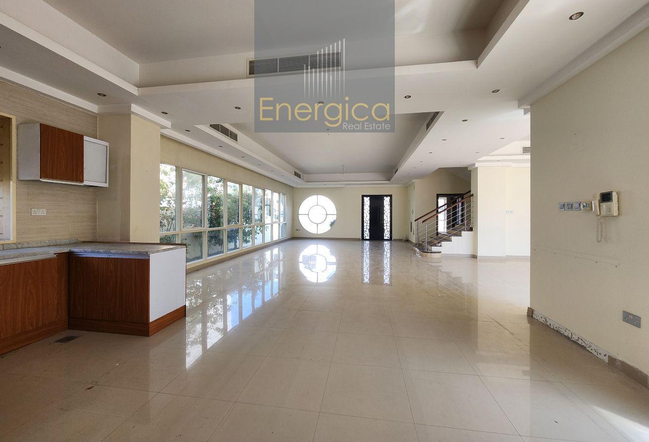 Standalone 5BR Villa| Private Pool |Step To La Mer photo 7
