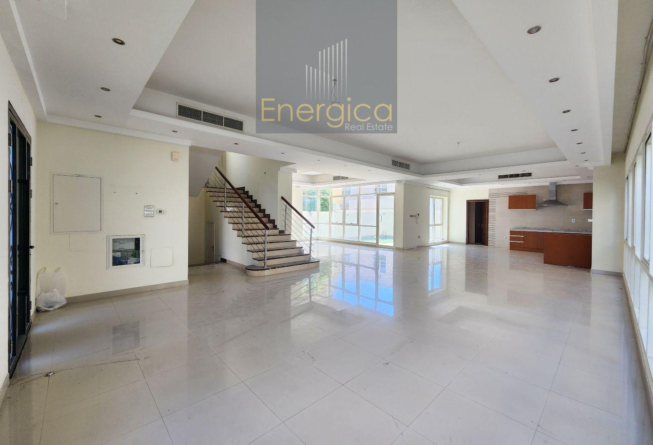 Standalone 5BR Villa| Private Pool |Step To La Mer photo 5
