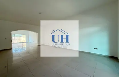 فيلا - 4 غرف نوم - 5 حمامات للايجار في المنتزه - أبوظبي