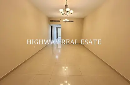 Apartment - 1 Bedroom - 2 Bathrooms for rent in Muwailih Building - Muwaileh - Sharjah