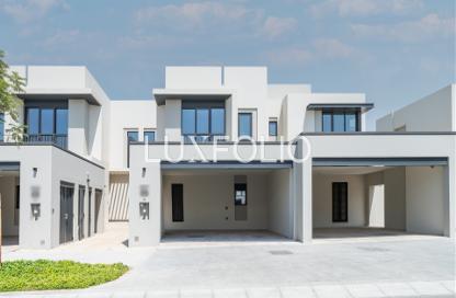 Townhouse - 3 - 4 for rent in Jebel Ali Village Townhouses - Jebel Ali Village - Jebel Ali - Dubai