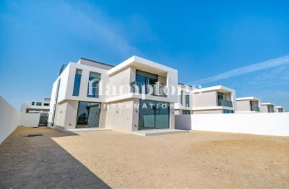 Villa - 3 Bedrooms - 4 Bathrooms for sale in Fairway Villas 2 - Emaar South - Dubai South (Dubai World Central) - Dubai