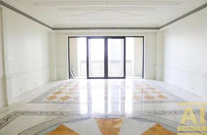 Apartment - 3 Bedrooms - 4 Bathrooms for sale in Palazzo Versace - Culture Village - Dubai