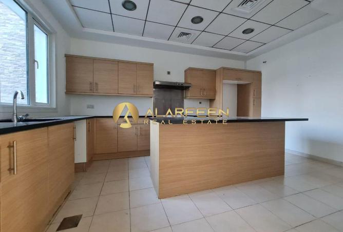 91802499 - Property Image 3