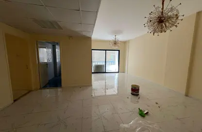 Apartment - 6 Bedrooms - 2 Bathrooms for rent in Al Majaz 3 - Al Majaz - Sharjah