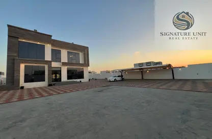 Villa - 5 Bedrooms - 7 Bathrooms for rent in Wadi Alshabak - Dubai