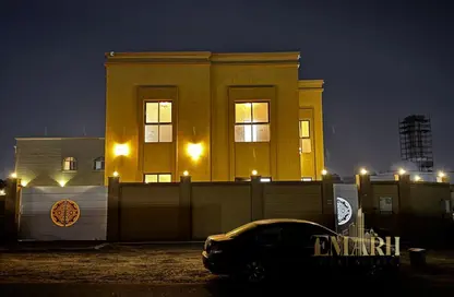 Villa - 5 Bedrooms - 7 Bathrooms for rent in Al Zaheya Gardens - Al Zahya - Ajman