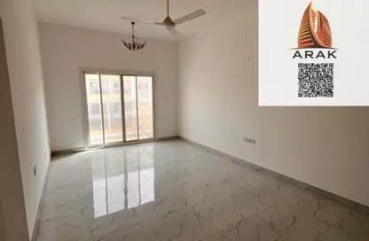 شقة - 2 غرف نوم - 2 حمامات للايجار في 3 المويهات - المويهات - عجمان