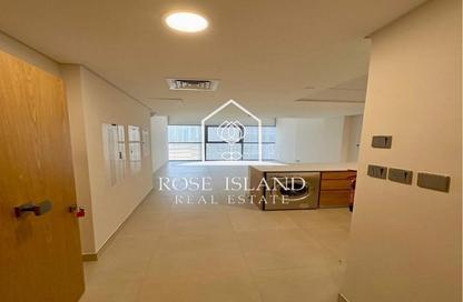 Apartment - 2 Bedrooms - 2 Bathrooms for rent in Radiant Square - City Of Lights - Al Reem Island - Abu Dhabi Apartment - 2 Bedrooms - 2 Bathrooms for rent in Radiant Square - City Of Lights - Al Reem Island - Abu Dhabi