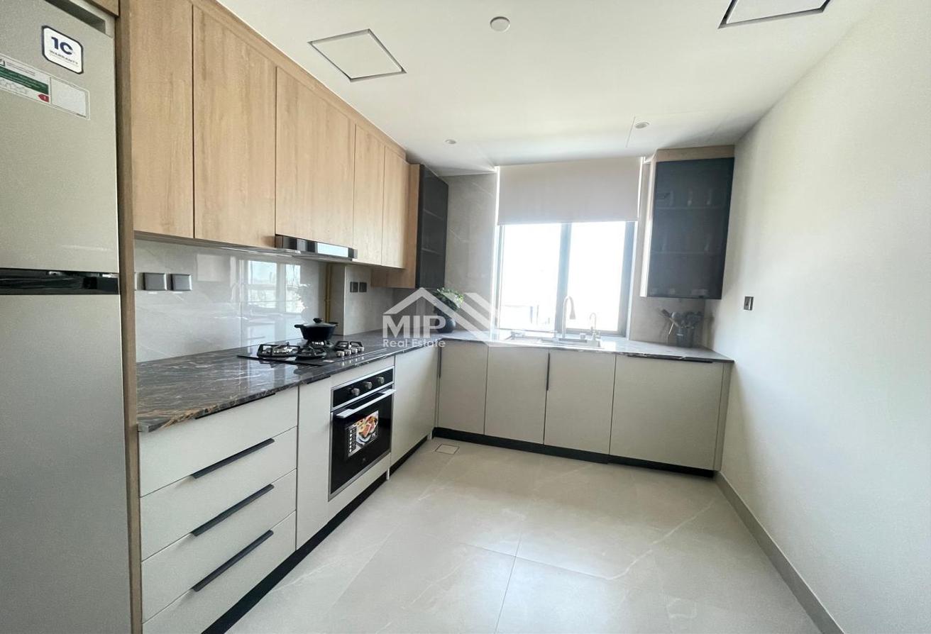 1 MONTH FREE RENT|Corner|Chiller Free| Pool View photo 7