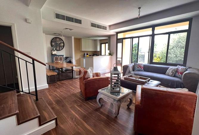80276167 - Property Image 2