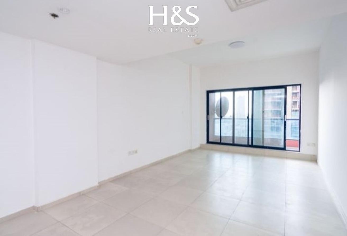 1 BR Apartment in Barsha Heights with Balcony photo 2