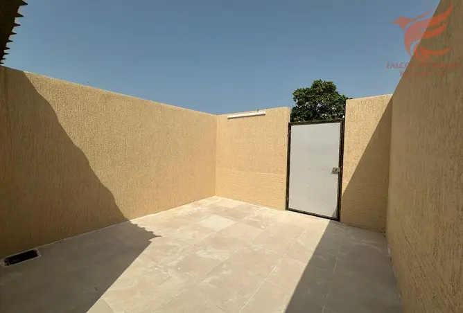155572458 - Property Image 2