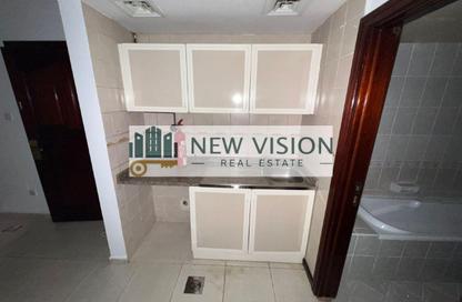 Apartment - Studio - 1 Bathroom for rent in Al Qasimiah City - Sharjah Apartment - Studio - 1 Bathroom for rent in Al Qasimiah City - Sharjah