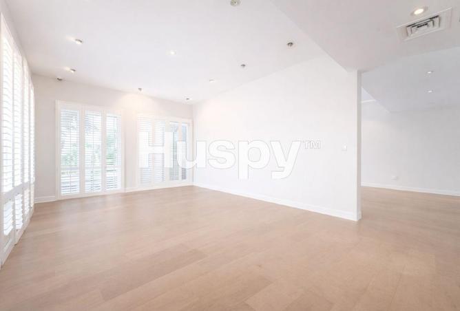 82355727 - Property Image 3