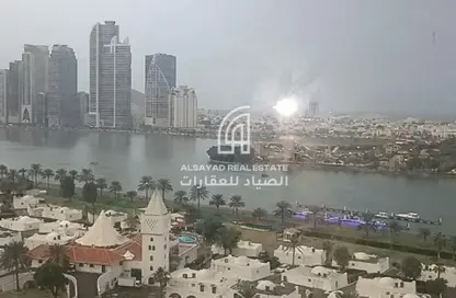 Apartment - 3 Bedrooms - 5 Bathrooms for sale in Al Majaz 1 - Al Majaz - Sharjah