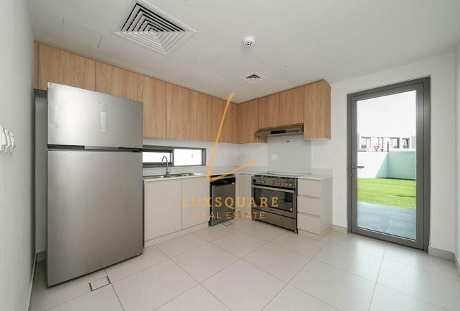 64423716 - Property Image 3