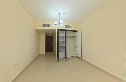 Apartment - 1 - 2 for rent in Muweileh Community - Muwaileh Commercial - Sharjah Apartment - 1 - 2 for rent in Muweileh Community - Muwaileh Commercial - Sharjah